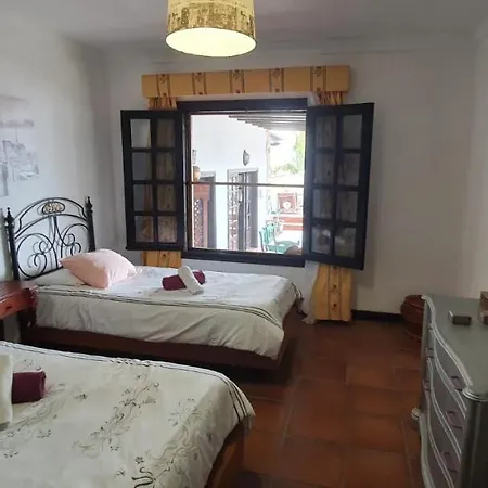 Habitaciones Dona Cris Puerto del Carmen  Exterior photo
