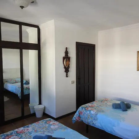 Habitaciones Dona Cris Puerto del Carmen  Exterior photo